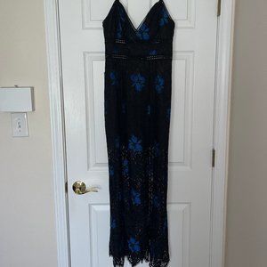 Bebe floral maxi dress US size 4